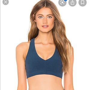 Alo Base Bra in Eclipse